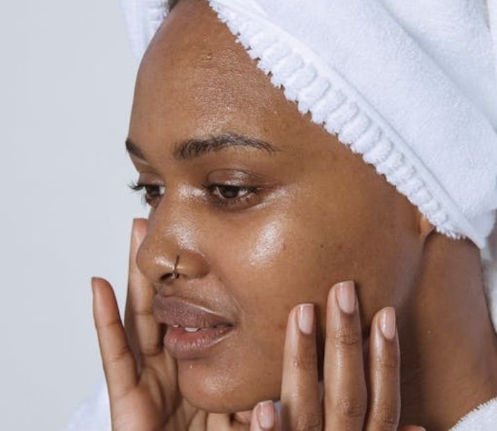 A woman with clear and heathy skin