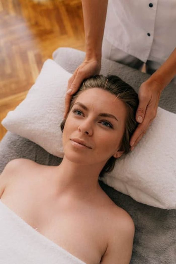 10 Facial Acupuncture Benefits For Radiant Skin