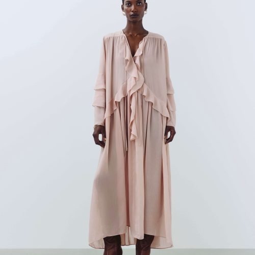 How to wear a maxi dress in winter