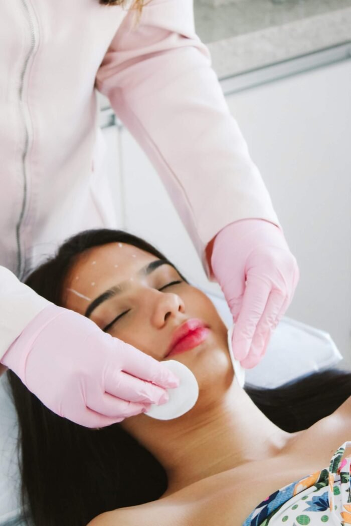 What is a mini facial?